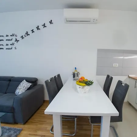 Oasis Mostar